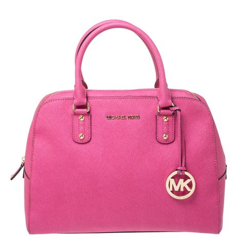 michael kors fuchsia handbag.